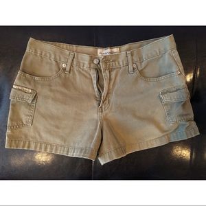 Women’s Vintage L.E.I. Cargo Shorts 11